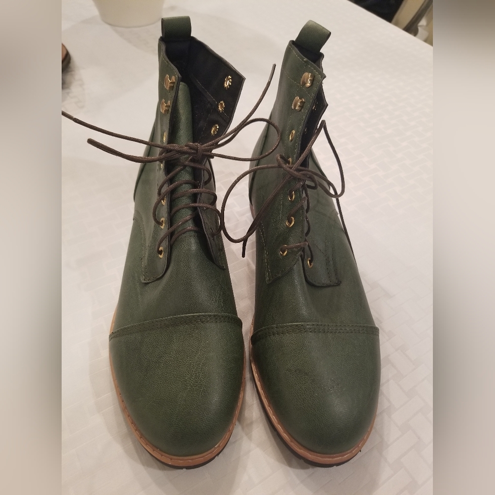 Hunter Green Ankle boots